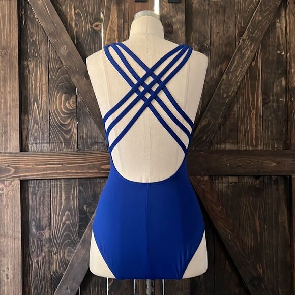 LA BLANCA ISLAND GODDESS MULTI STRAP CROSS-BACK MIO - Picture 6 of 13